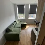 Airport Apartment View Self Check-In Free Parking